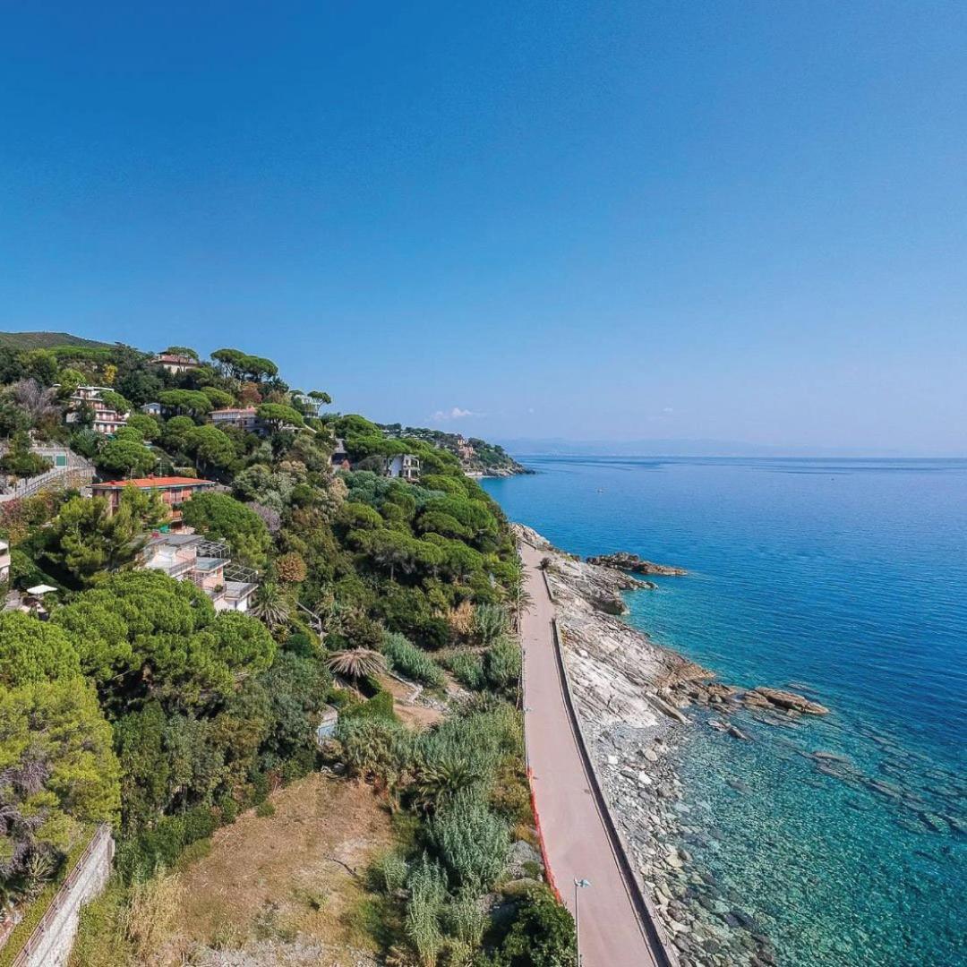 Varazze Suite Endless Sea Exterior photo