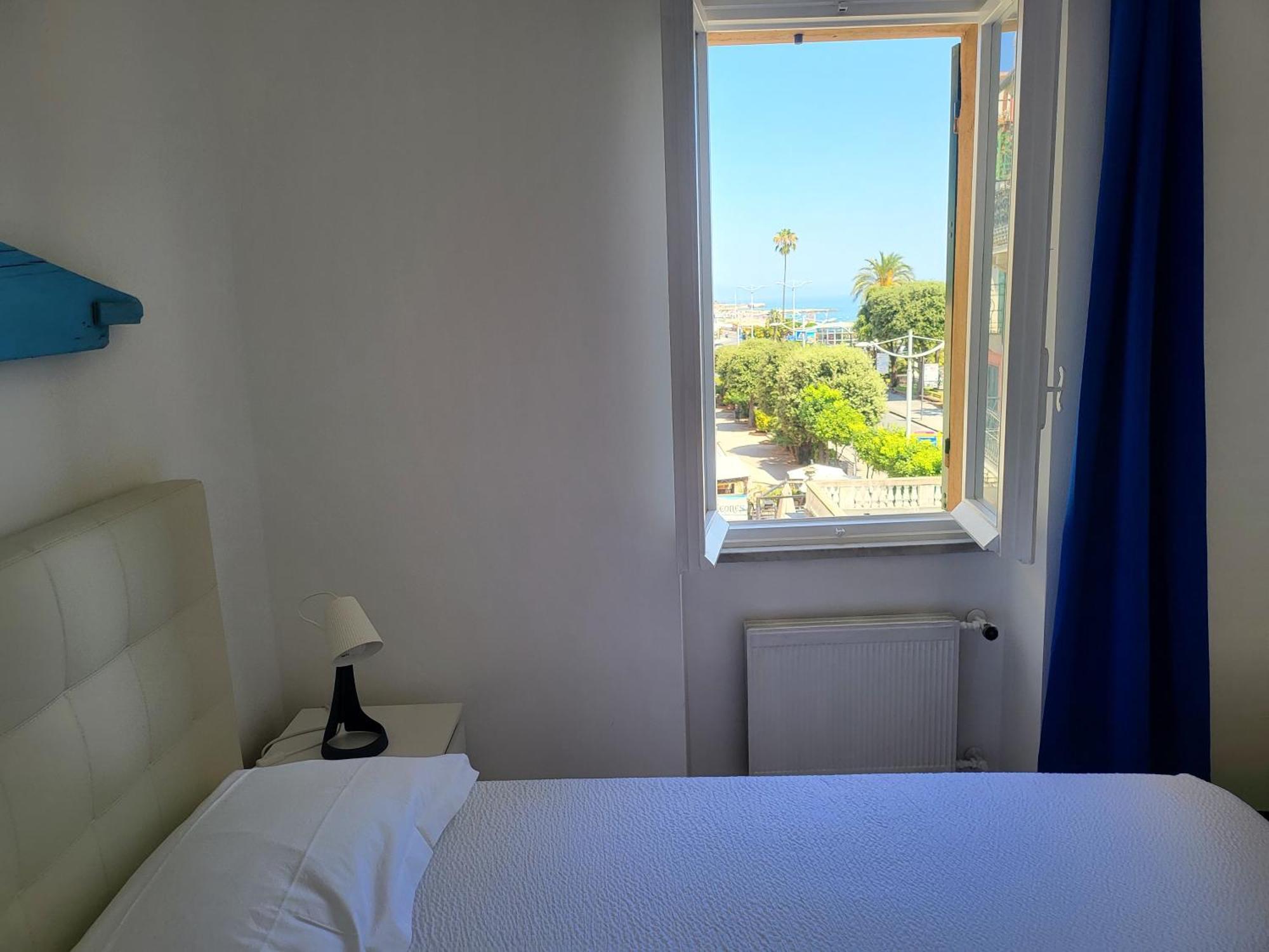 Varazze Suite Endless Sea Exterior photo